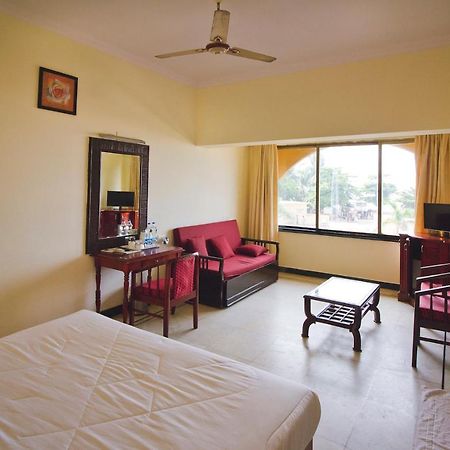 Paradise Isle Beach Resort Udupi Exterior foto